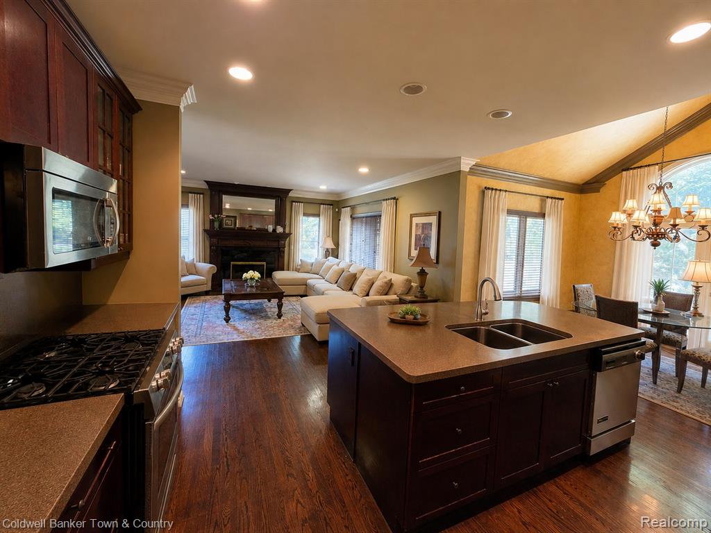 5555 Bentwood Lane Property Photo 14