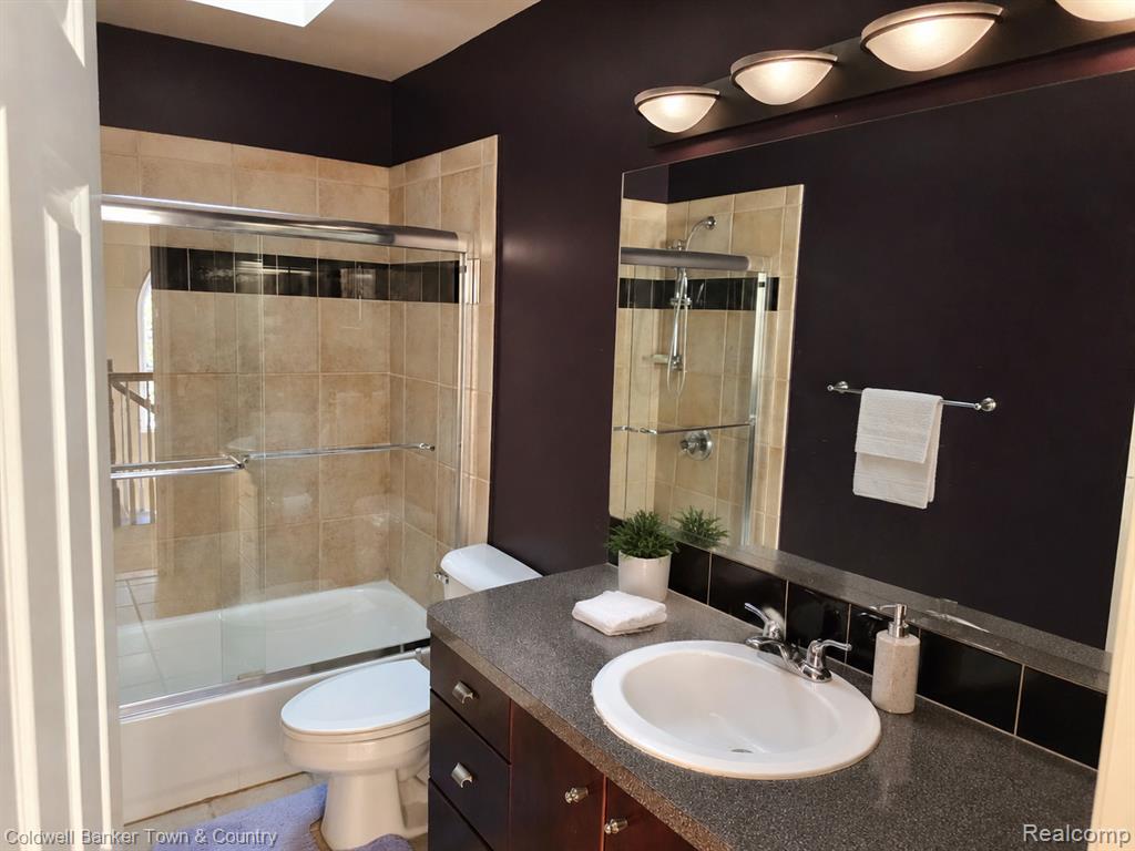 5555 Bentwood Lane Property Photo 23