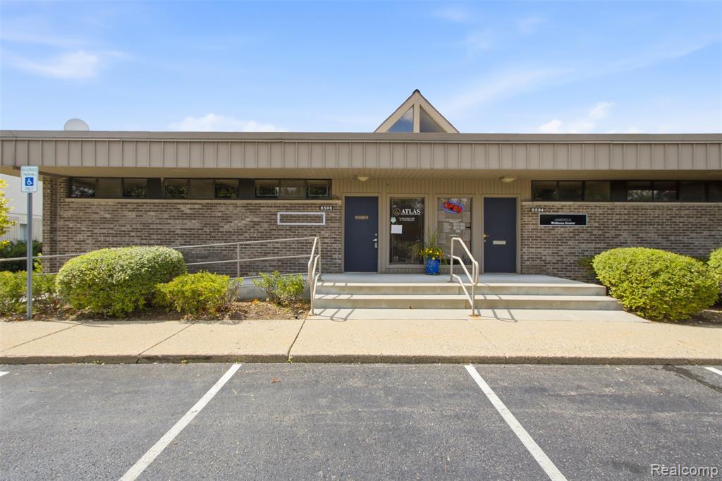 8596 N Canton Center Road