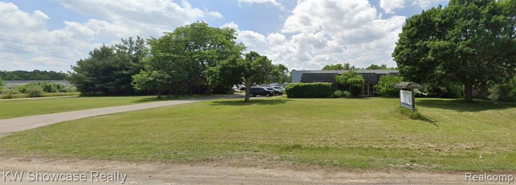 949 Ladd Road Property Photo 1