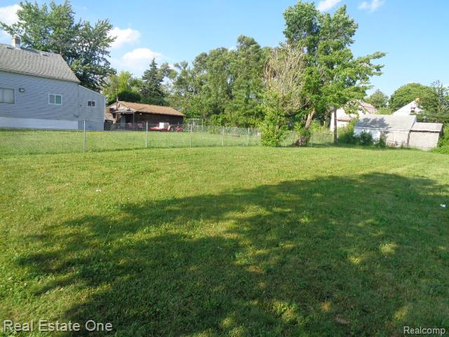 11624 Dwyer Street Property Photo 4