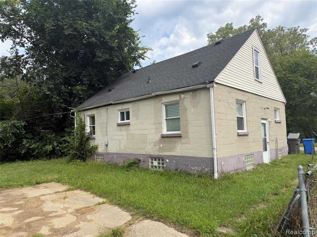 4176 Walnut Street Property Photo 2