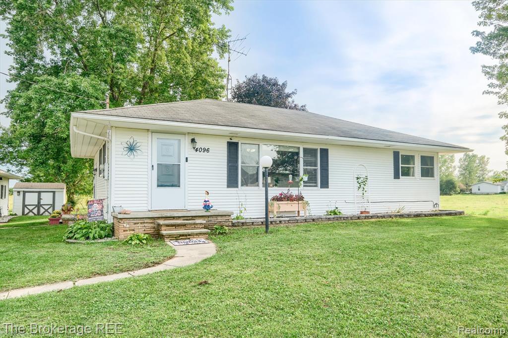 4096 E Frances Road Property Photo 1