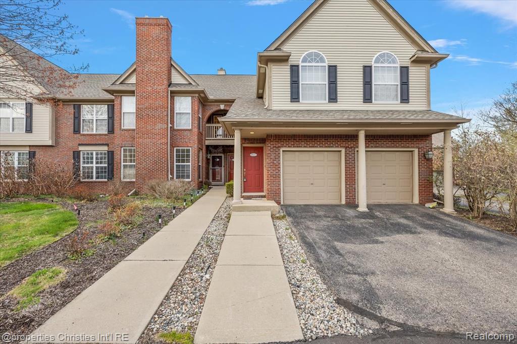 28360 Carlton Way Drive Property Photo 1