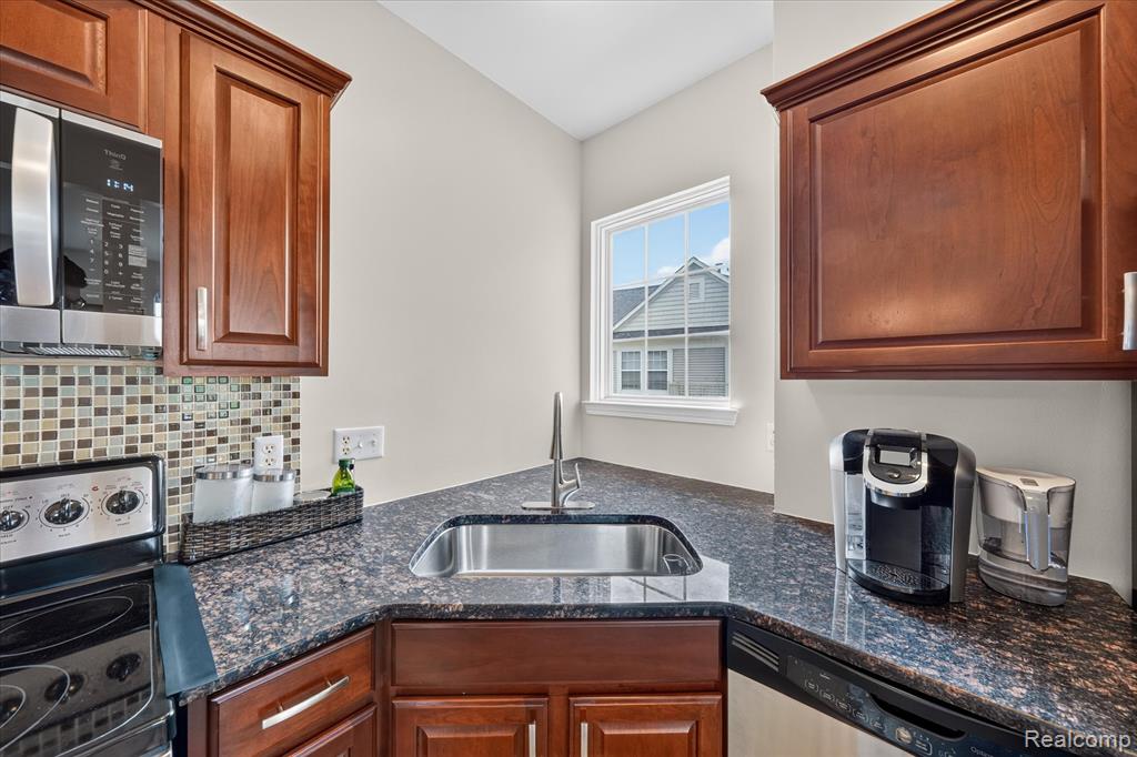 292 Cherry Stone Drive Property Photo 11