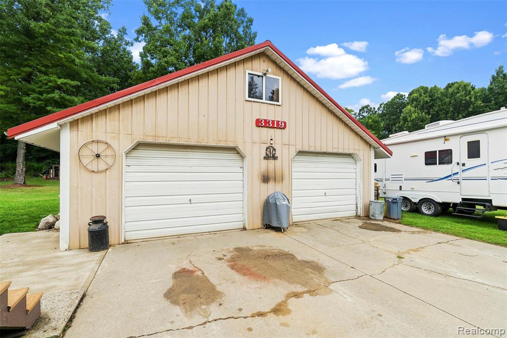 3319 Valentine Road Property Photo 3