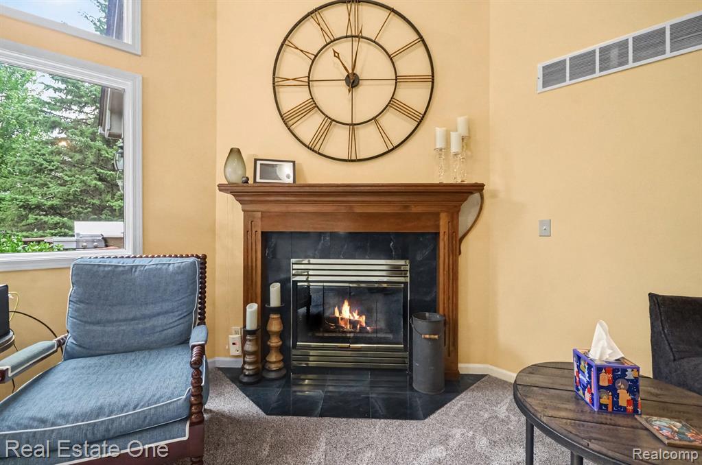 4469 Firethorn Court Property Photo 6