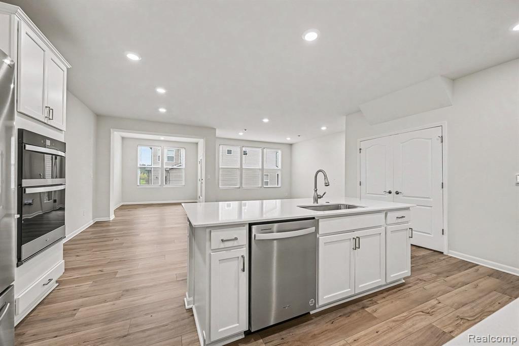 2298 Addison Circle Property Photo 11