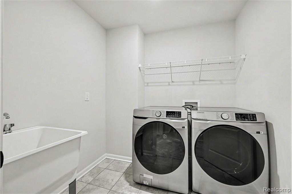 2298 Addison Circle Property Photo 24