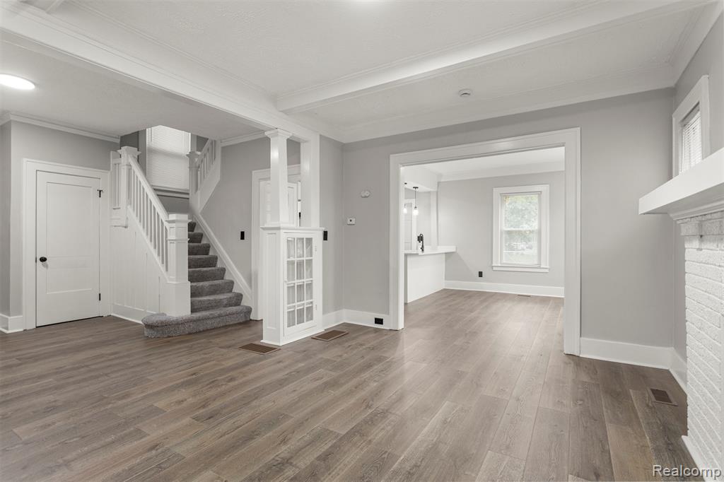 4115 Montgomery Street Property Photo 5