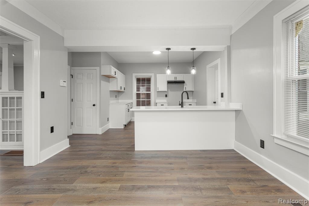 4115 Montgomery Street Property Photo 8