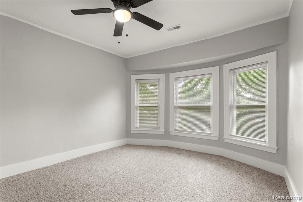 4115 Montgomery Street Property Photo 12