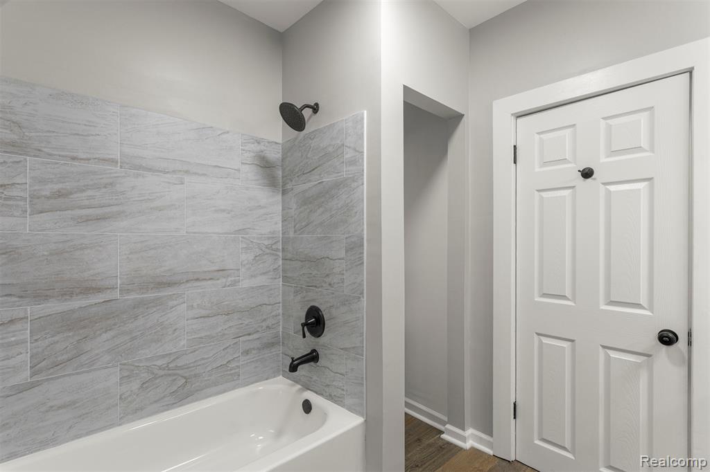 4115 Montgomery Street Property Photo 15