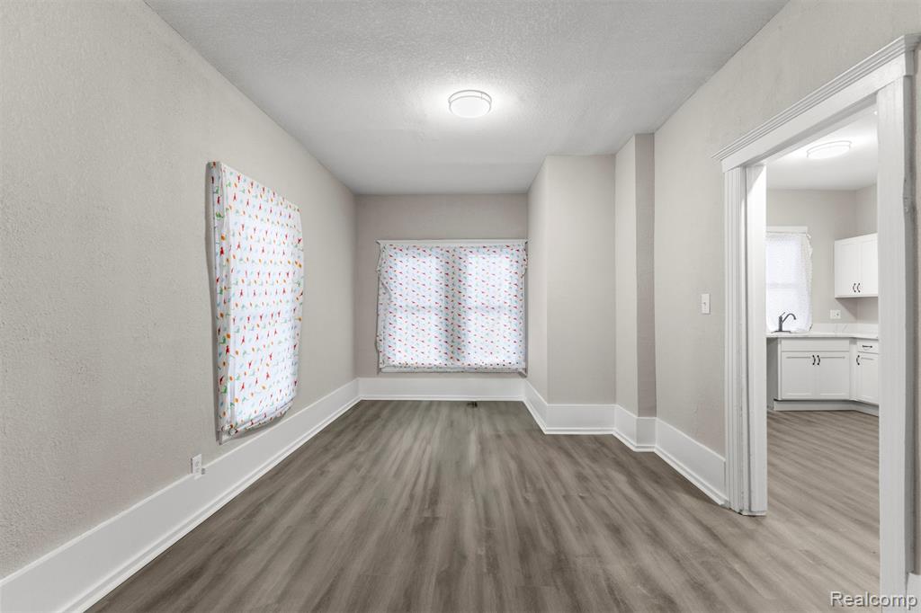 4115 Montgomery Street Property Photo 26