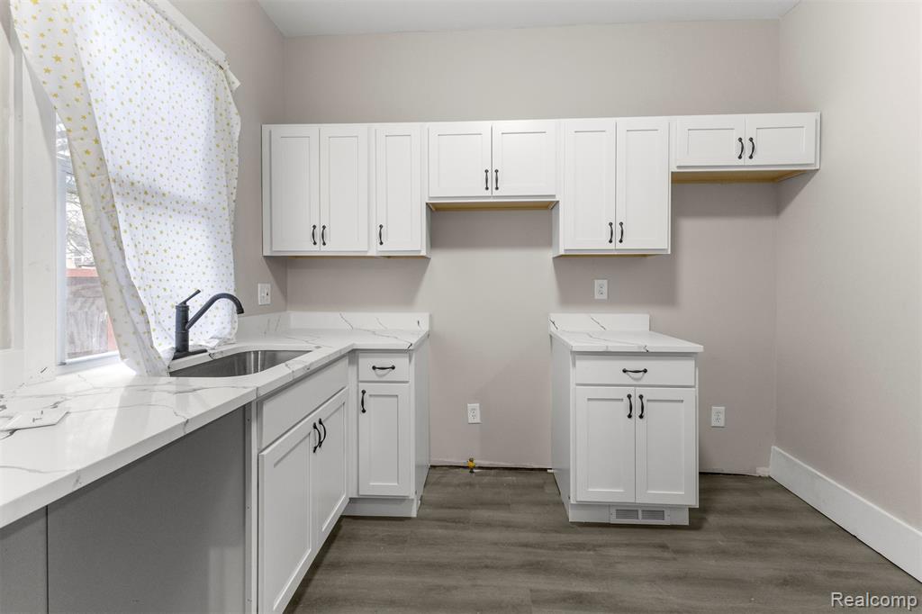 4115 Montgomery Street Property Photo 29