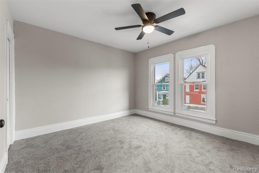 4115 Montgomery Street Property Photo 31