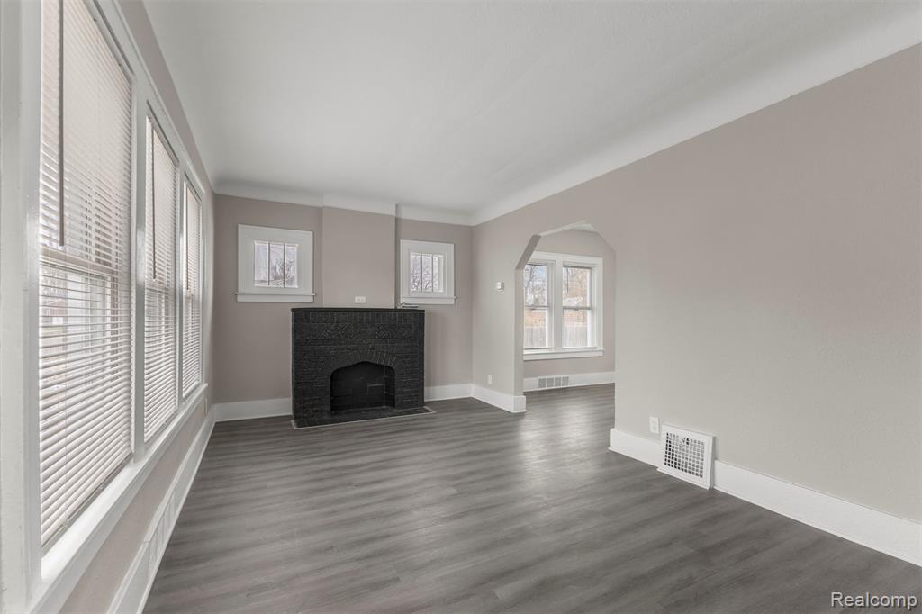 4115 Montgomery Street Property Photo 40