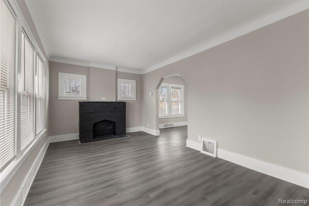 4115 Montgomery Street Property Photo 41