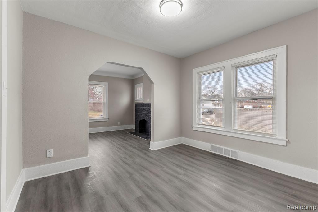 4115 Montgomery Street Property Photo 43