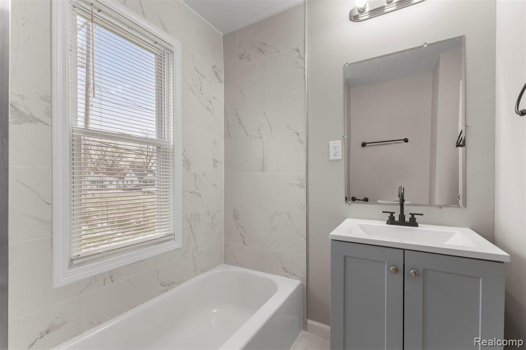 4115 Montgomery Street Property Photo 49