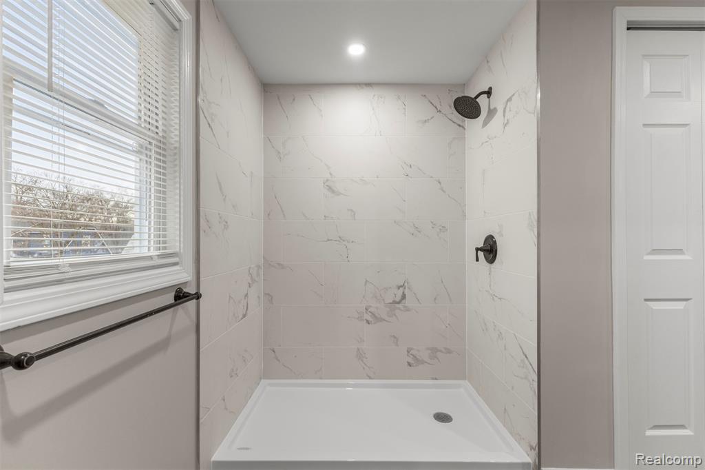 4115 Montgomery Street Property Photo 53