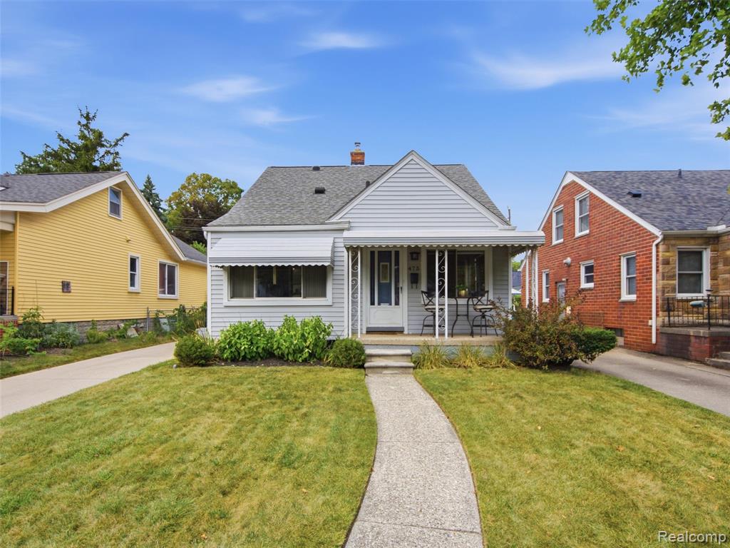 475 E Marshall Street Property Photo 2