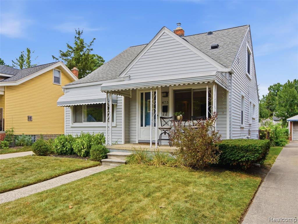 475 E Marshall Street Property Photo 4