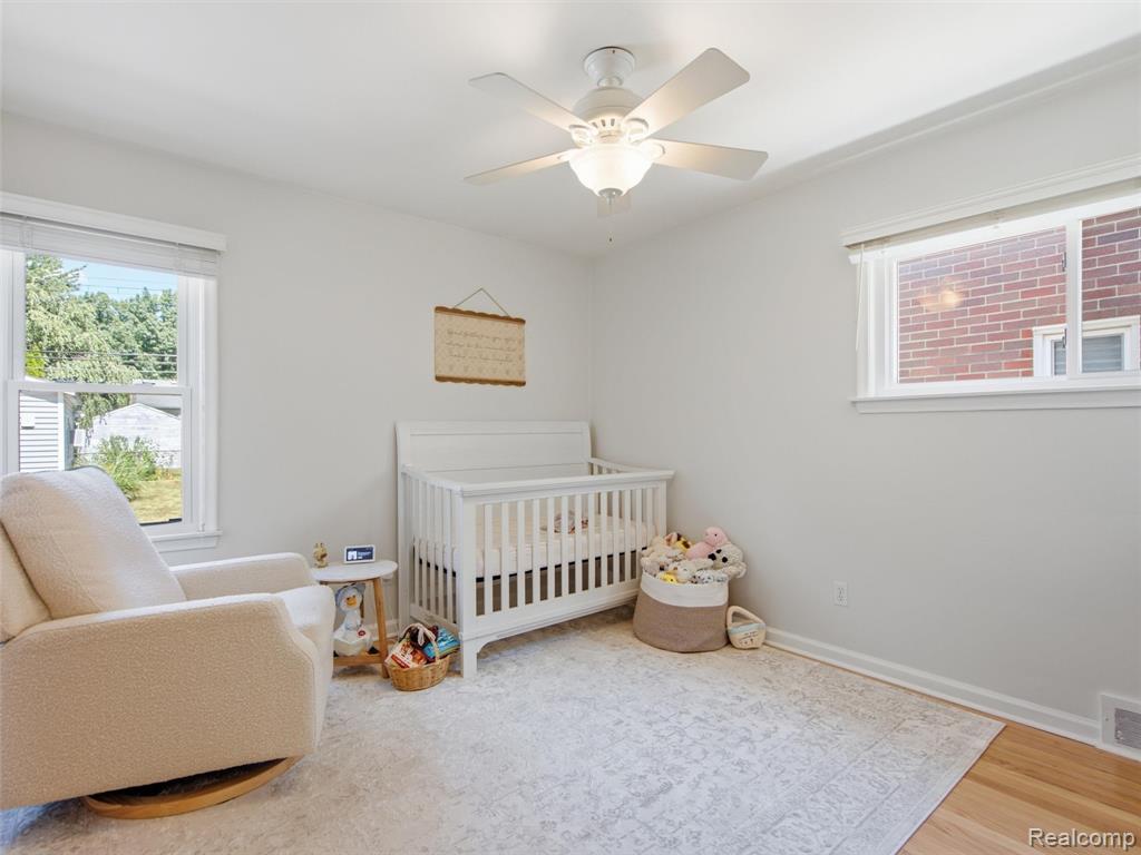 475 E Marshall Street Property Photo 19