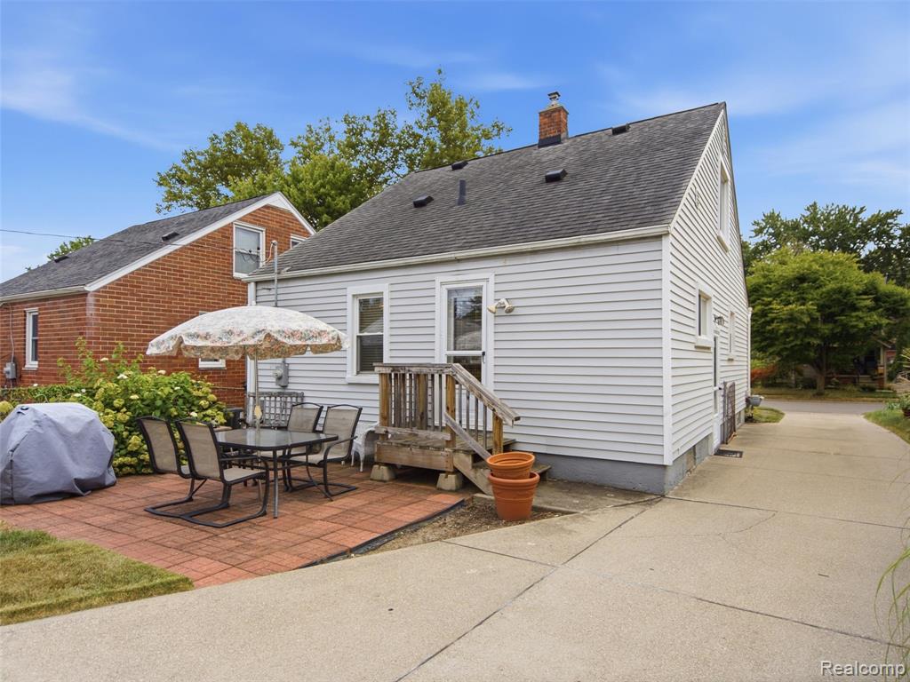 475 E Marshall Street Property Photo 26