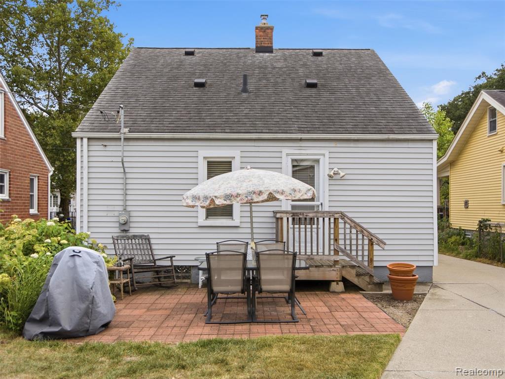 475 E Marshall Street Property Photo 28