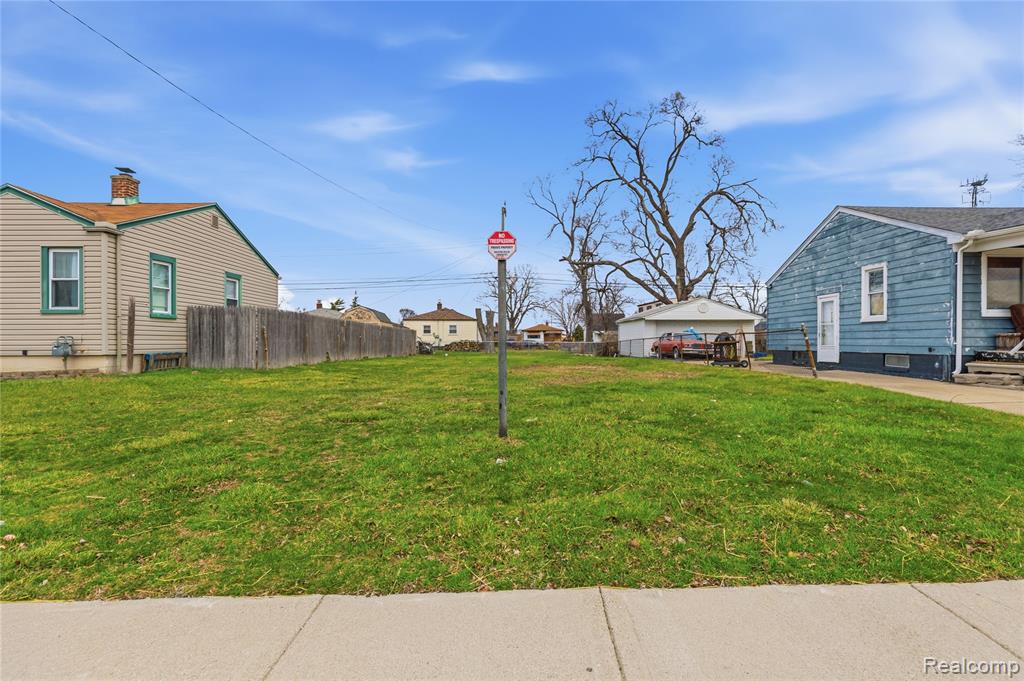 1738 Garfield Avenue Property Photo 7
