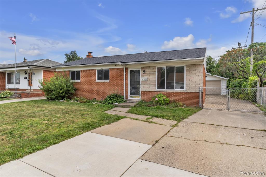 18260 Spring Court Property Photo 1
