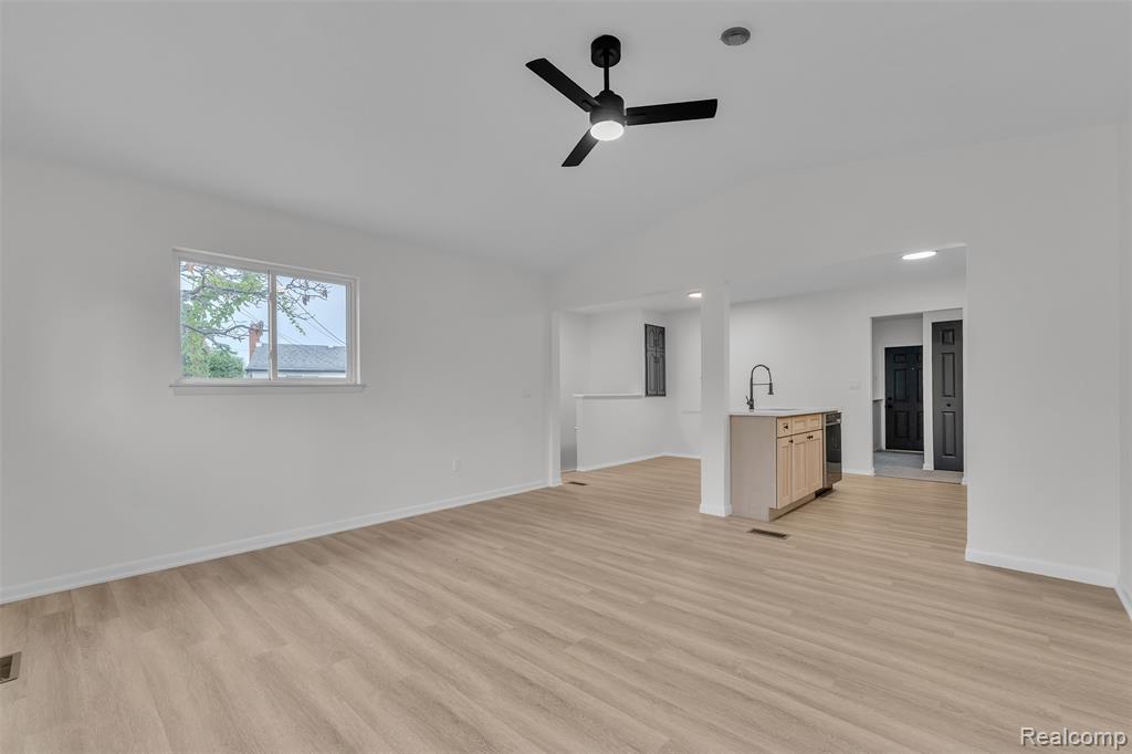 18260 Spring Court Property Photo 21