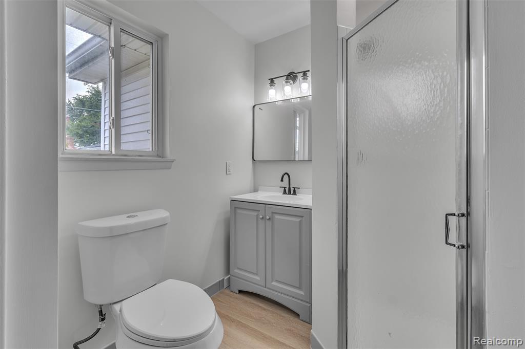 18260 Spring Court Property Photo 32