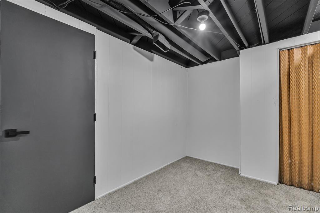 18260 Spring Court Property Photo 38