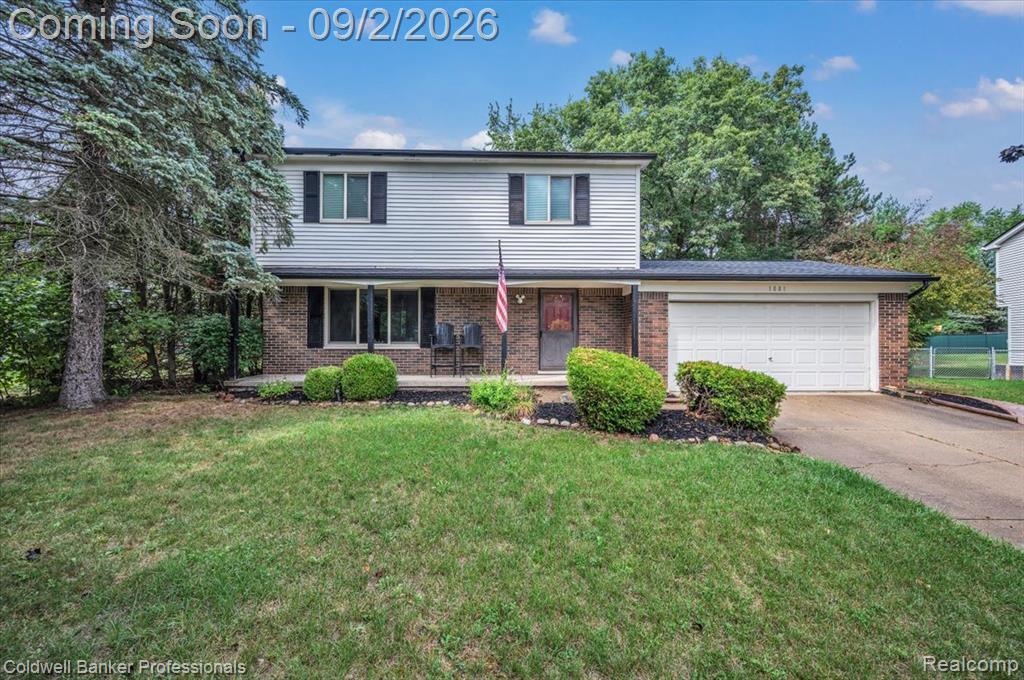 1081 Keble Lane Property Photo 1