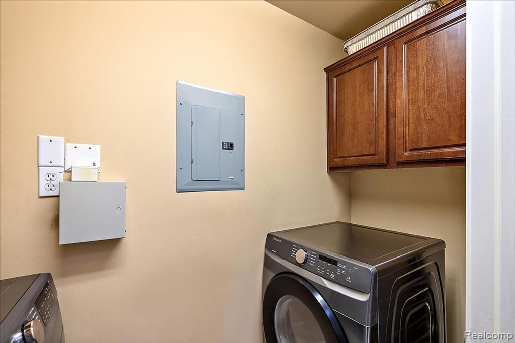 24009 Vance Avenue Property Photo 12