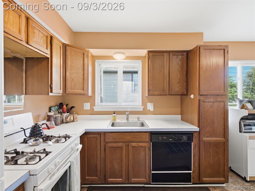 29261 Mcdonald Street Property Photo 5