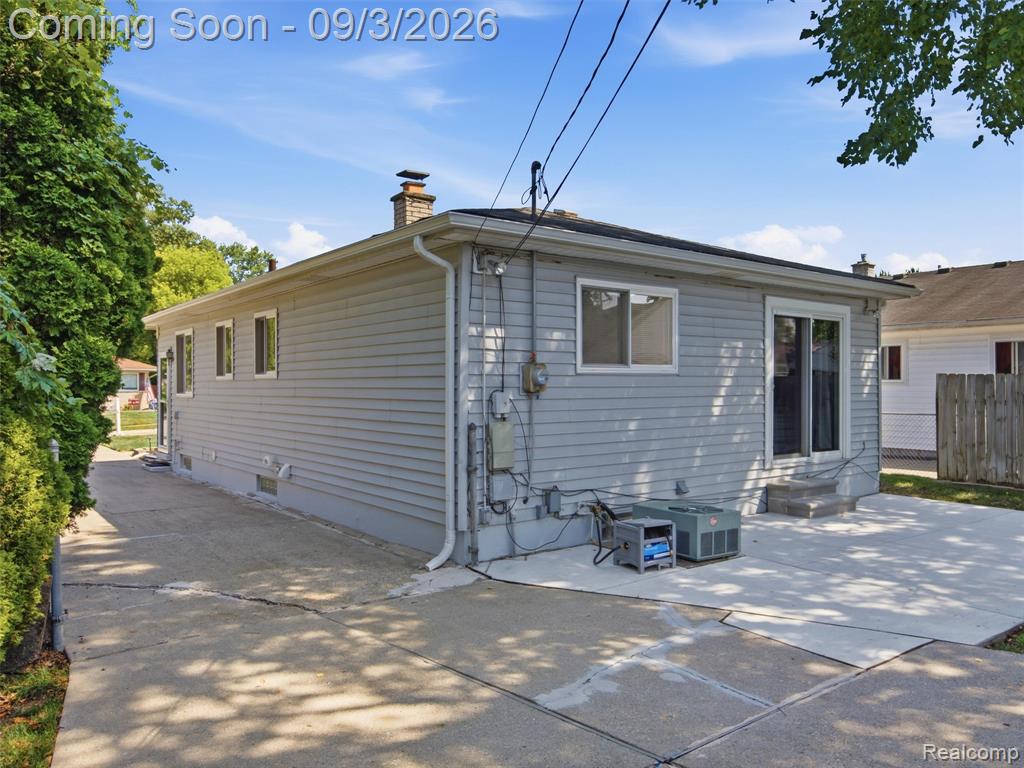 29261 Mcdonald Street Property Photo 23