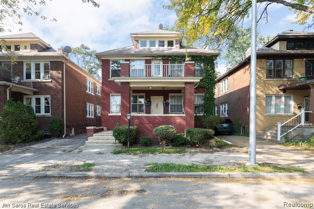 843 Beaconsfield Avenue Property Photo 1