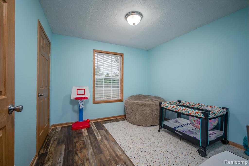 661 Locust Street Property Photo 22