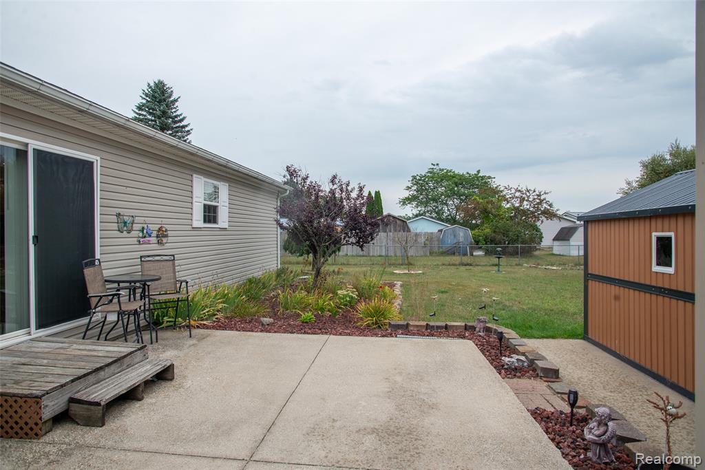 661 Locust Street Property Photo 30