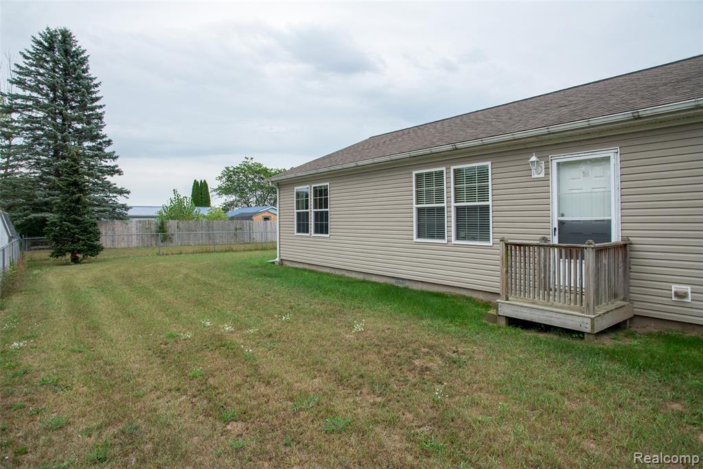 661 Locust Street Property Photo 33