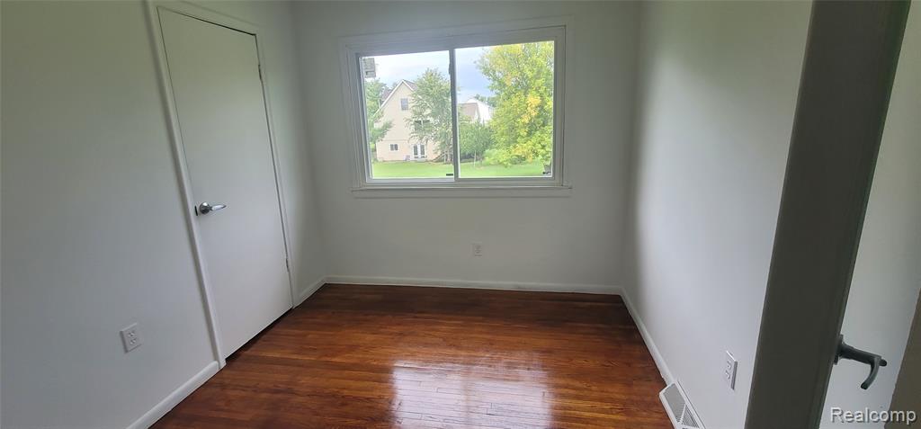 3794 Lippincott Property Photo 10