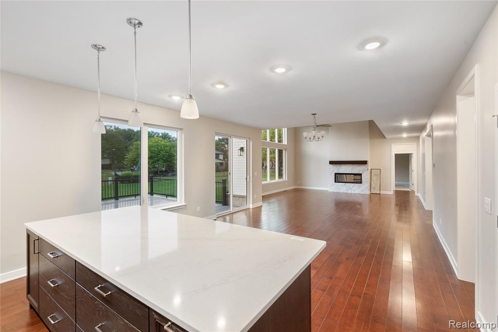 8894 Marquette Drive Property Photo 16