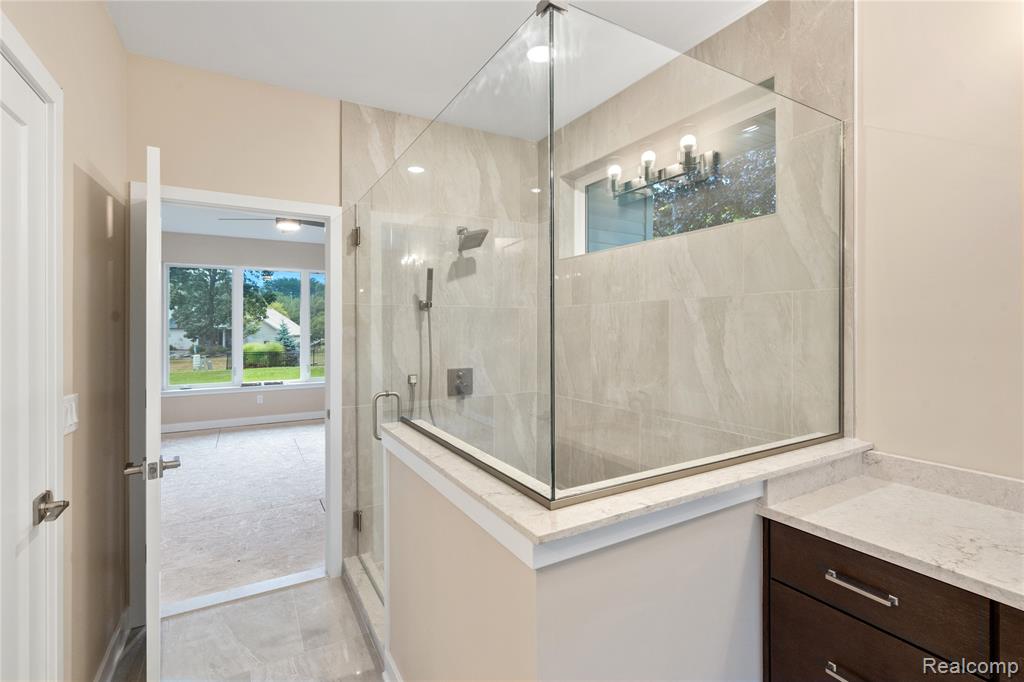 8894 Marquette Drive Property Photo 21