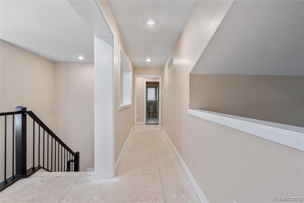 8894 Marquette Drive Property Photo 31