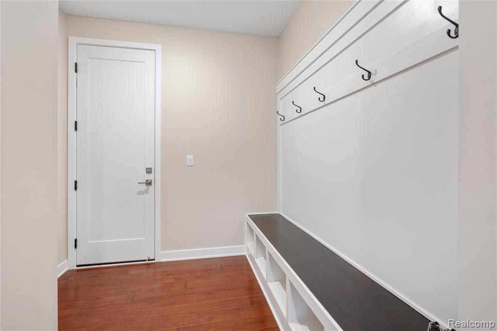 8894 Marquette Drive Property Photo 33