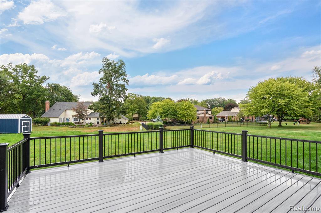 8894 Marquette Drive Property Photo 37