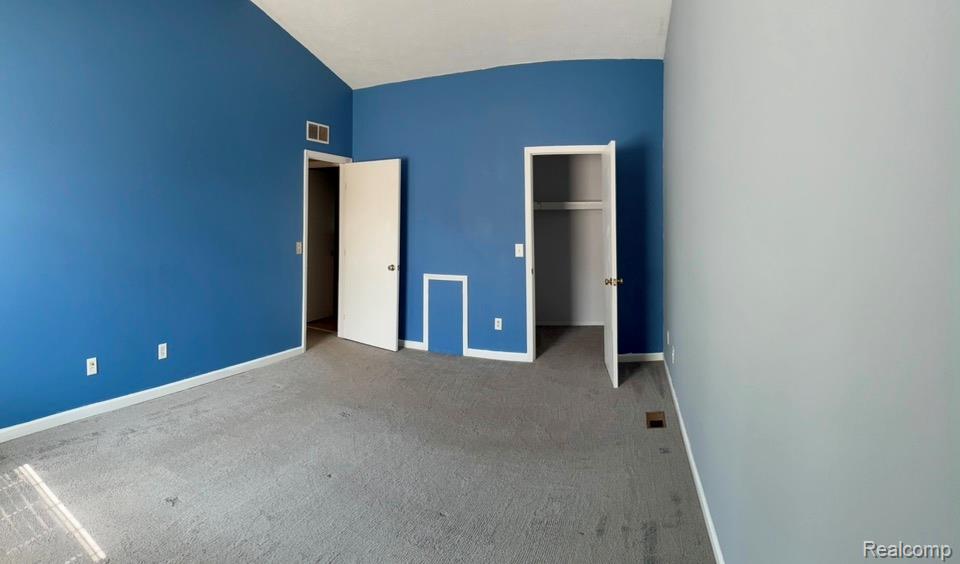 389 Neptune Drive Property Photo 12